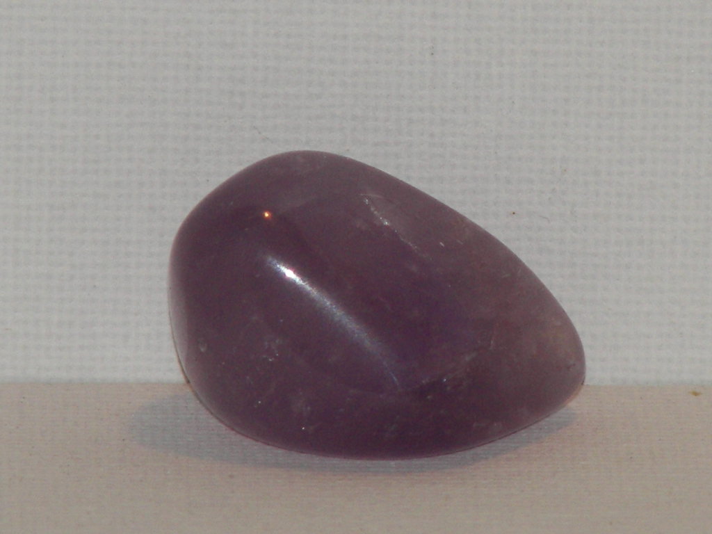 améthyste pierre roulée